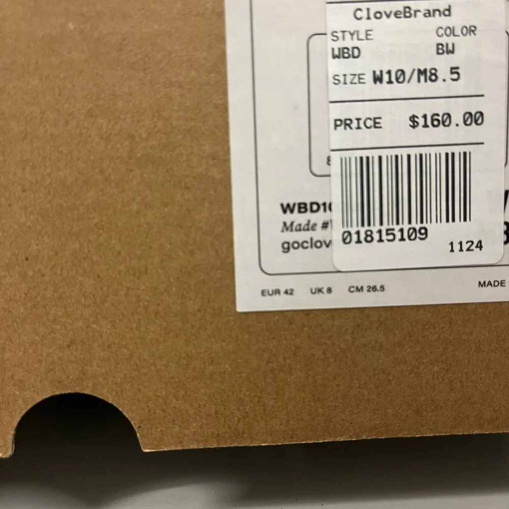 NIB Women's Clove Forte White Sneakers - Picture 9 of 9